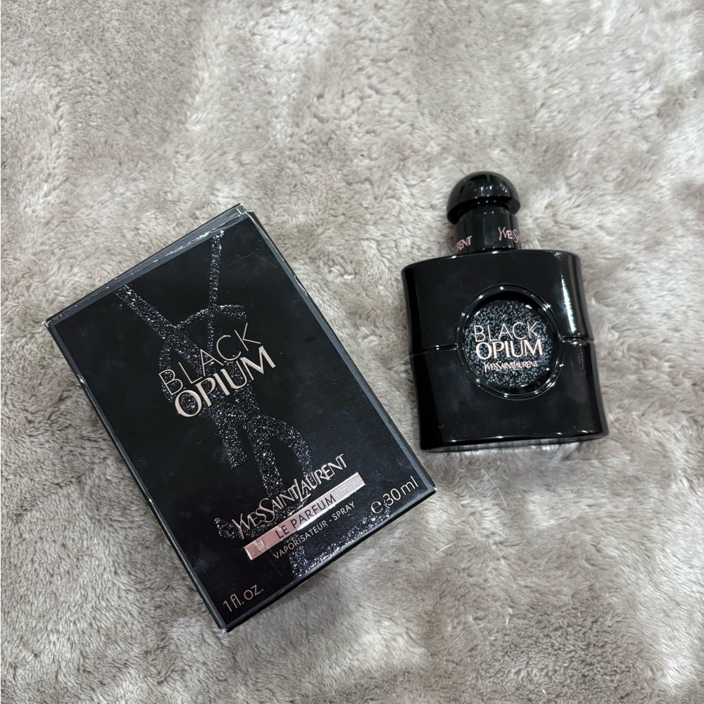 Yves Saint Laurent Black Opium Eau de Parfum